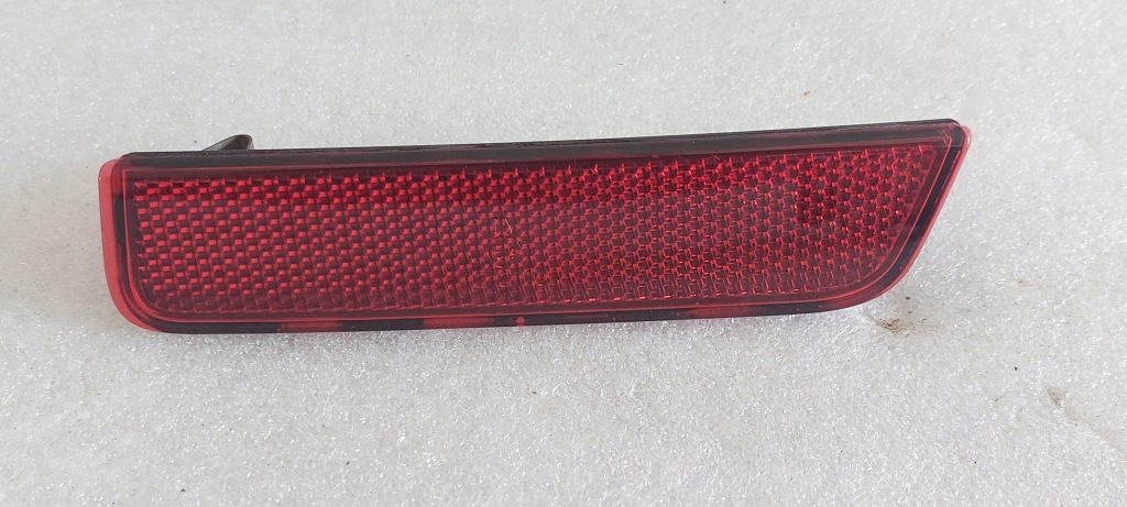 фото №1, Отражатель бампера правый задняя dacia 265604000r