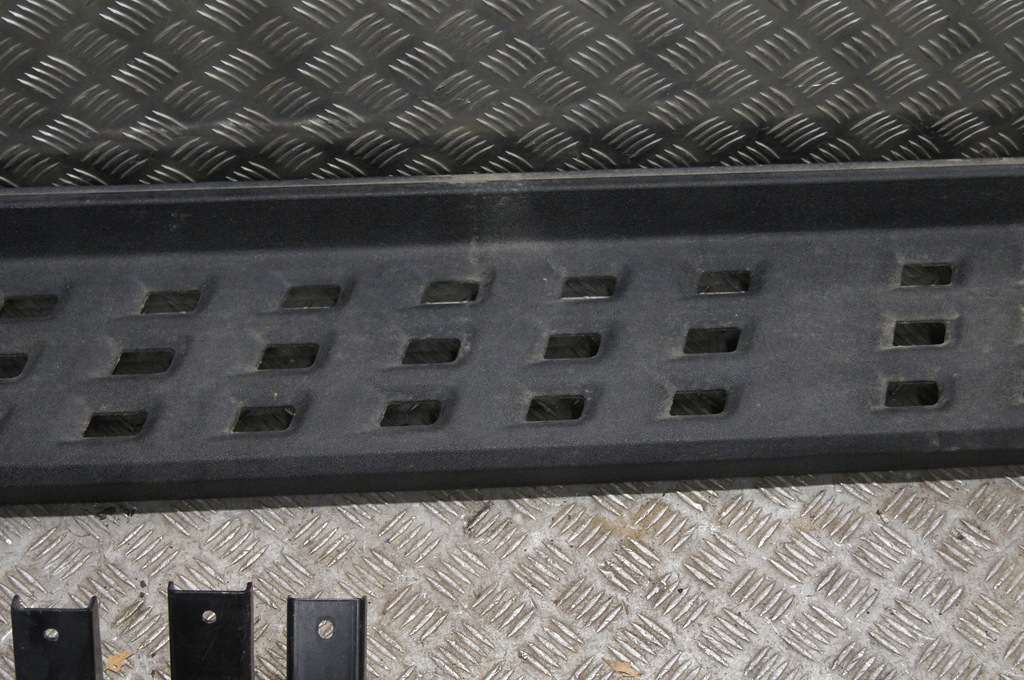 фото №3, Ford ranger raptor порог подножка правый 2020