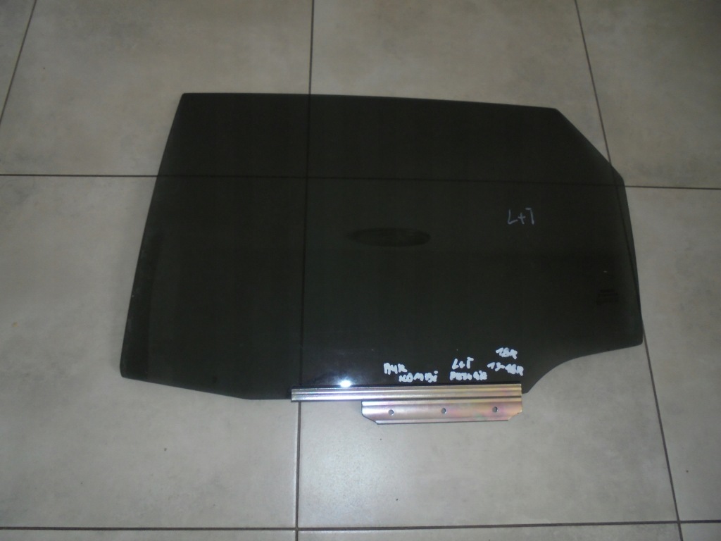 фото №1, Стекло дверь левая задняя toyota auris универсал 2018r 13-19