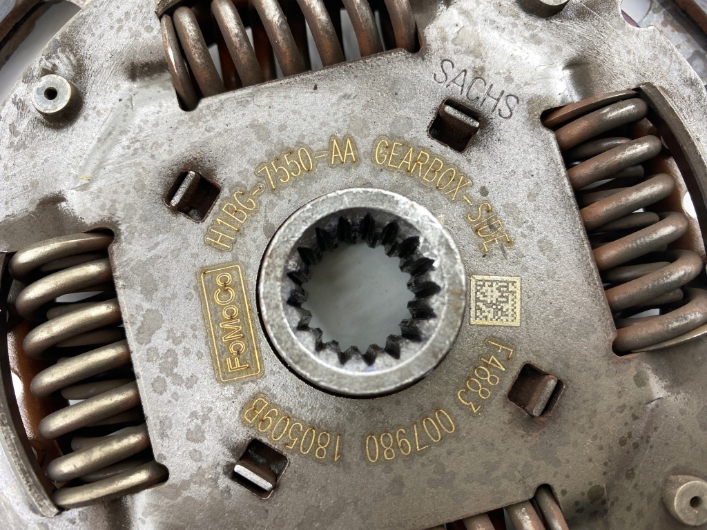 Повний зчеплення колесо маховик диск притиск ford fiesta mk8 1.1b eu Ціна