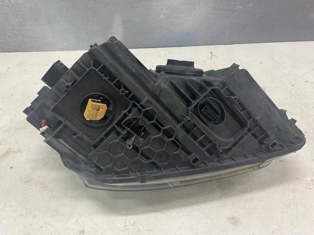 фото №13, Лампа левая левый ксенон skoda yeti lift 5l1941015c