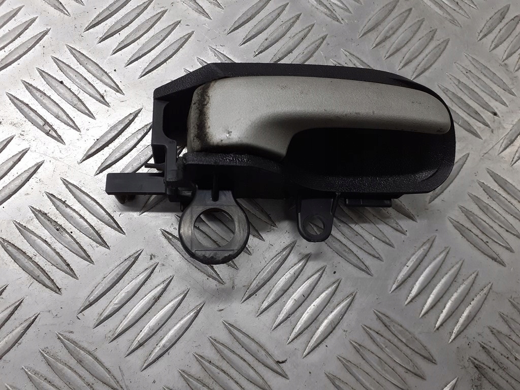 фото №1, Ручка правая задняя внутренняя toyota yaris verso