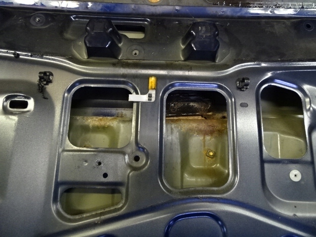 фото №4, Land cruiser 120 04r кришка багажника багажника bez колеса