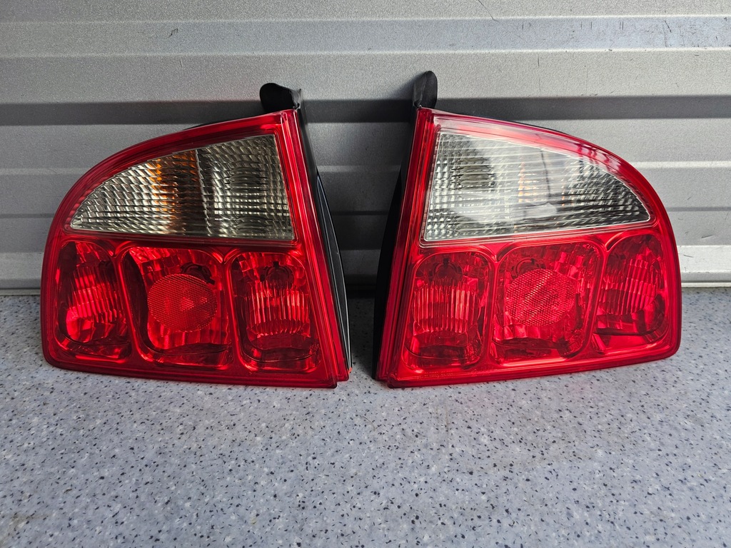 фото №1, Maserati 4200gt лампа задня ліва idealna