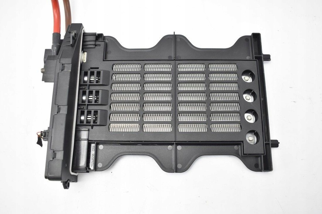 фото №9, Радиатор a2468300261 mercedes cla c117 w117