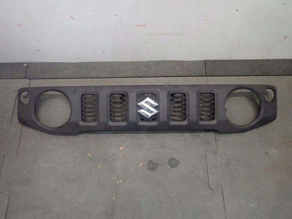 фото №1, Решётка радиатора suzuki jimny 18- 72111-78ro