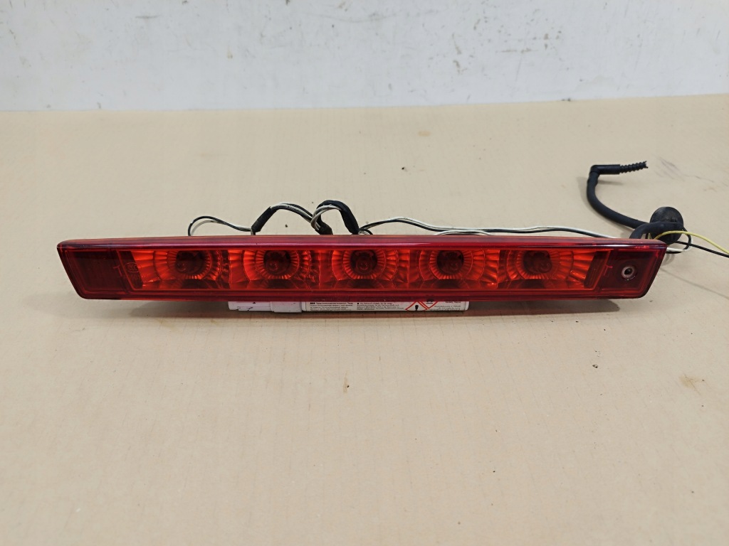 Купить Фонарь  третий фонарь  стоп крышки задний  chevrolet captiva 1 2006-2010