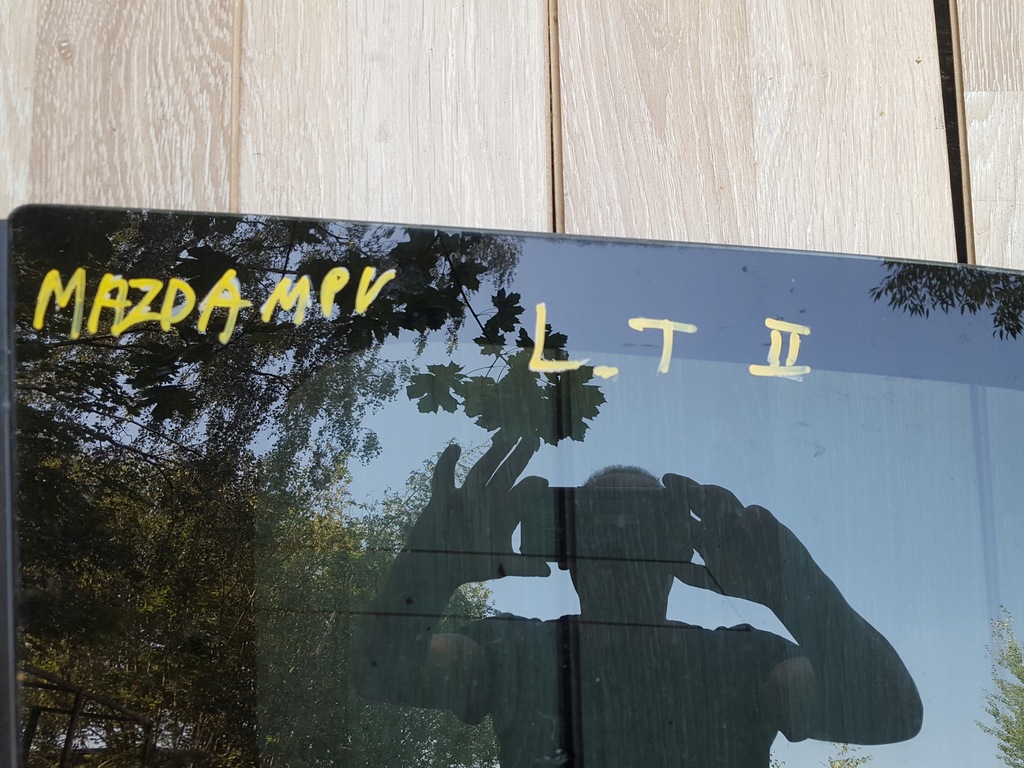 фото №2, Скло кузовна права задня mazda mpv 2