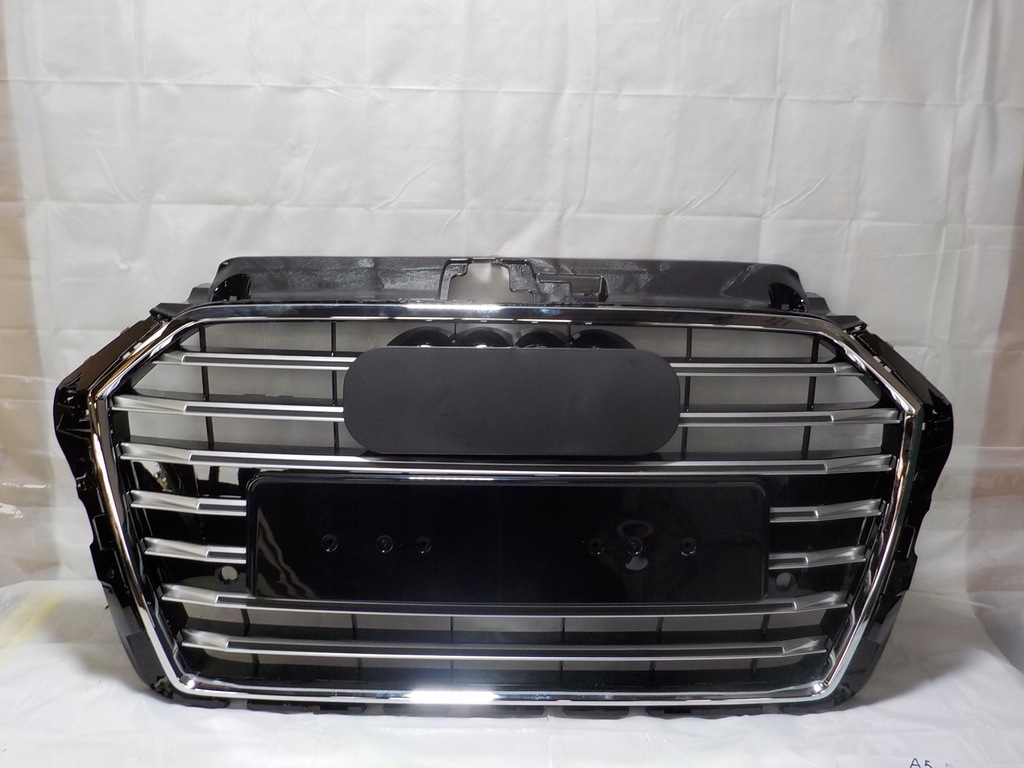 фото №1, Audi a3 s3 2017" - 2020" решётка радиатора решётка радиатора 17-s3 решётка