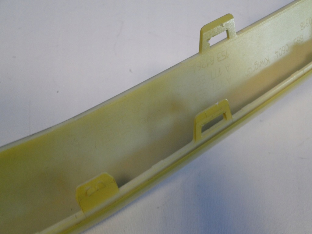 фото №12, Mercedes a klasa w177 177 молдинг нижняя жёлтая w бампер передний amg