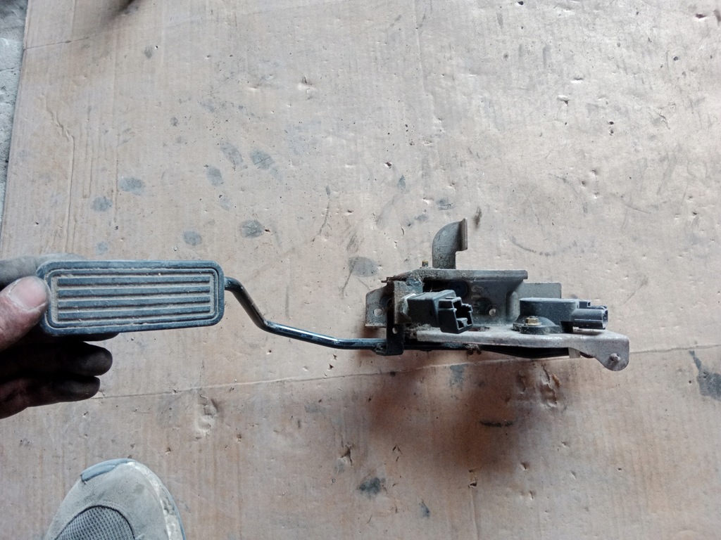 фото №1, Потенціометр педаль газу mazda mpv 2.0 citd