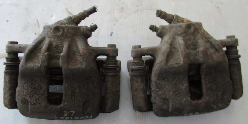 фото №1, C3 pluriel 1.6 16v супорт гальмівний перед передній