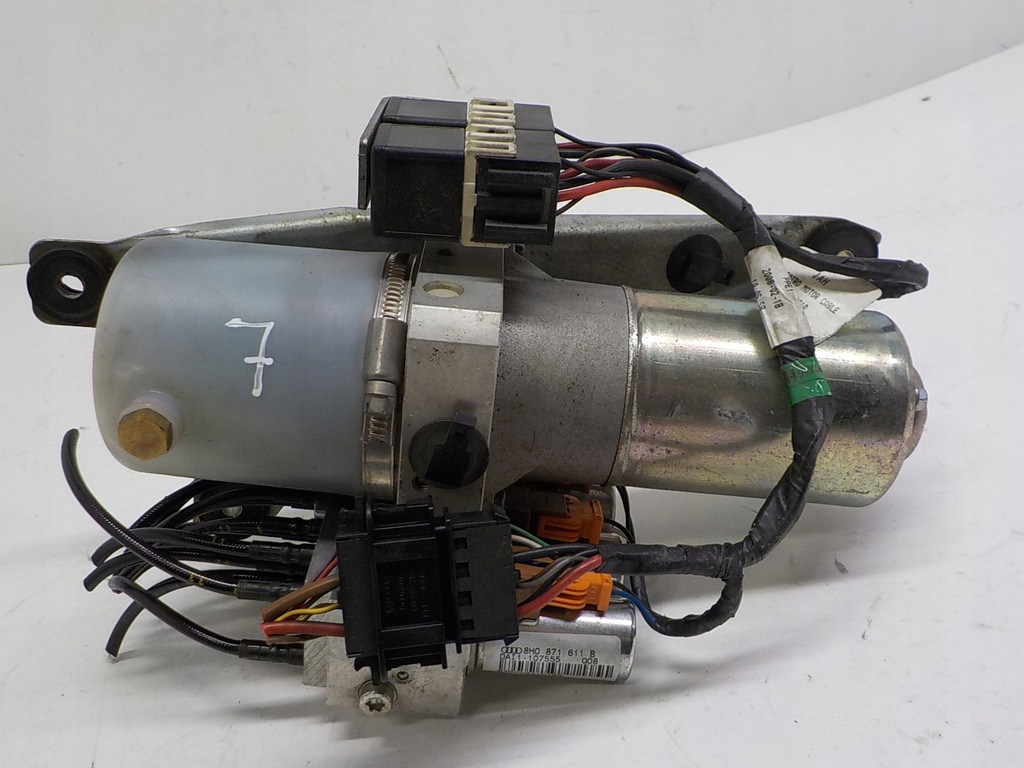 фото №1, Audi a4 b7 насос дах