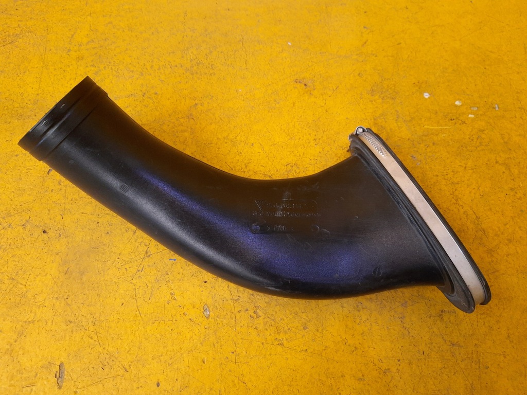 фото №2, Porsche panamera 970 труба воздухозаборник 97011011472