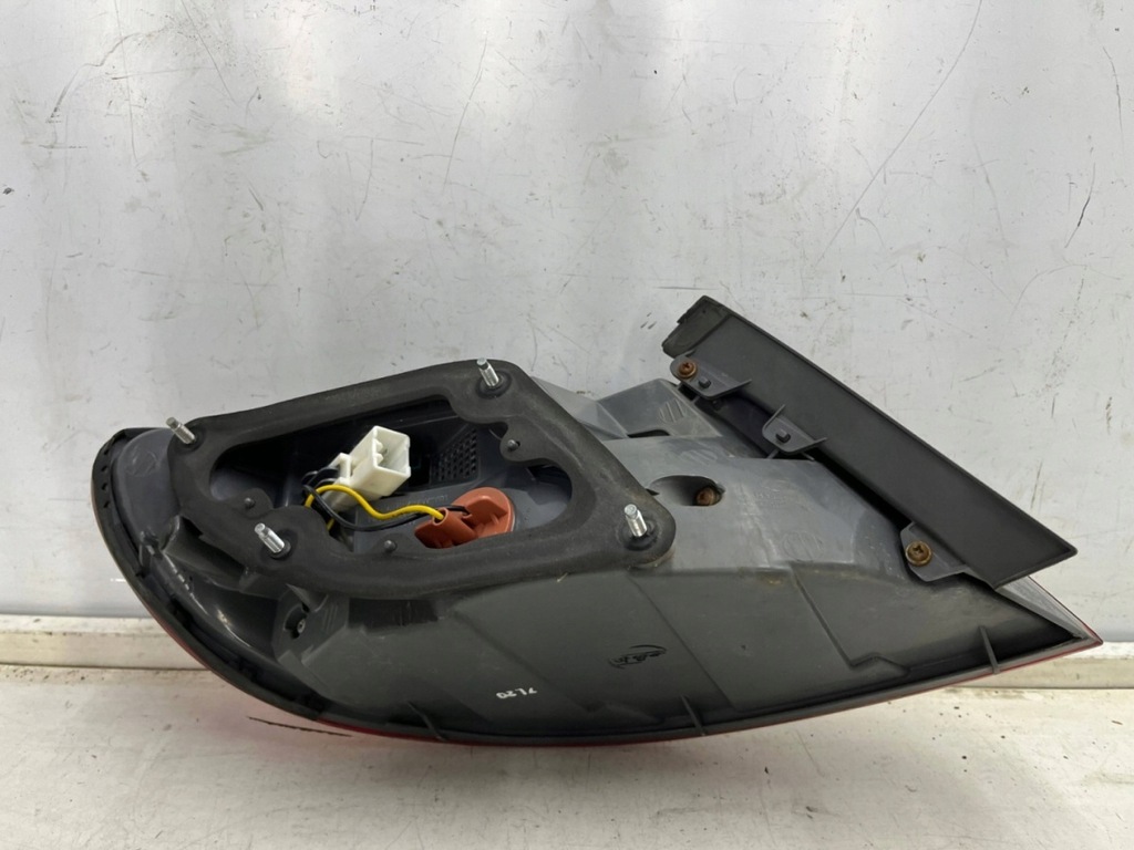 фото №13, Лампа hyundai grandeur iv 05-10r. правая задняя led w крыло оригинальная eu