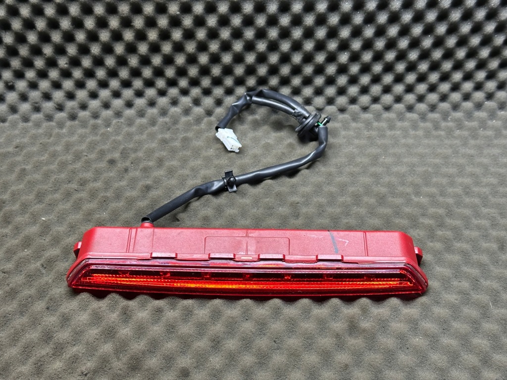 фото №1, 92700-f1000 третій світло стоп-сигнал kia sportage iv