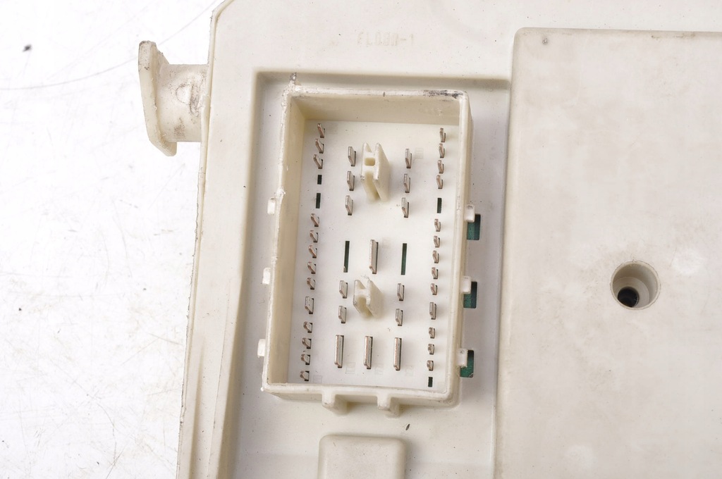 фото №8, Volvo s40 ii v50 коробка модуль bsi ключ