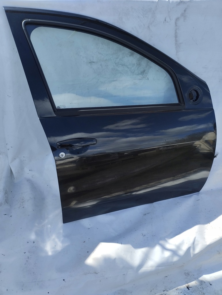 фото №1, Dacia duster i lift дверь перед правое nv676 демонтаж