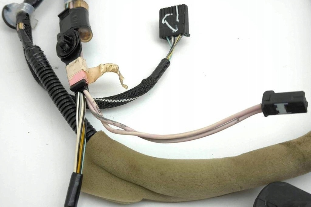 фото №9, Жгут задних левых дверь toyota 8215442120 2.5l 2019