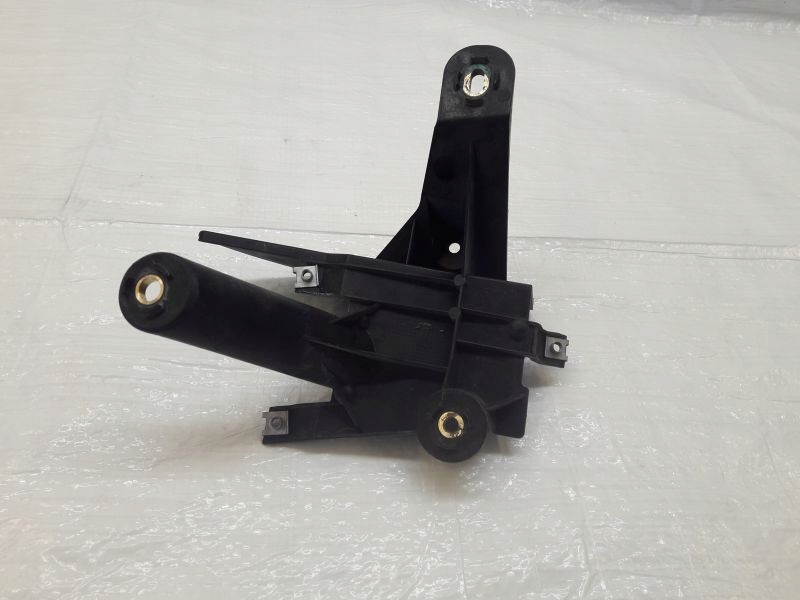 фото №1, Porsche cayenne 7p кронштейн радара задня напрямна