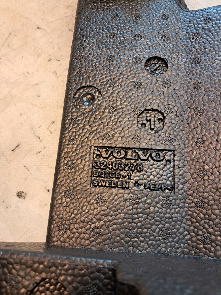 фото №7, Вкладиш пінополістирол багажника volvo xc60 ii гібрид 32403278