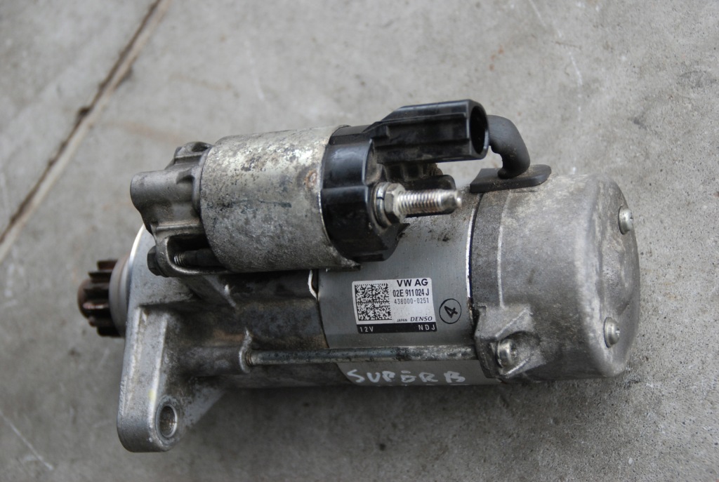 Superb 3 3v 2.0tdi стартер 02e911024j Зі Шроту