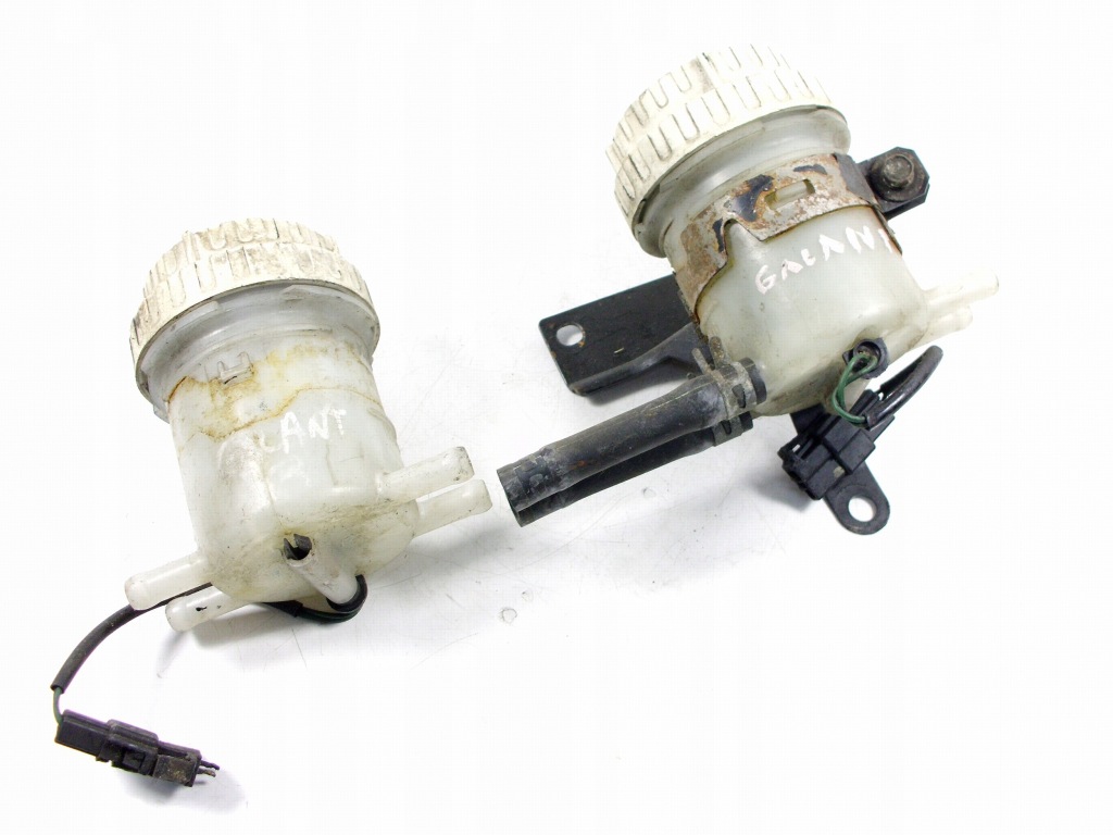 фото №1, Mistubishi galant vii 92-97 бак рідина+ датчик