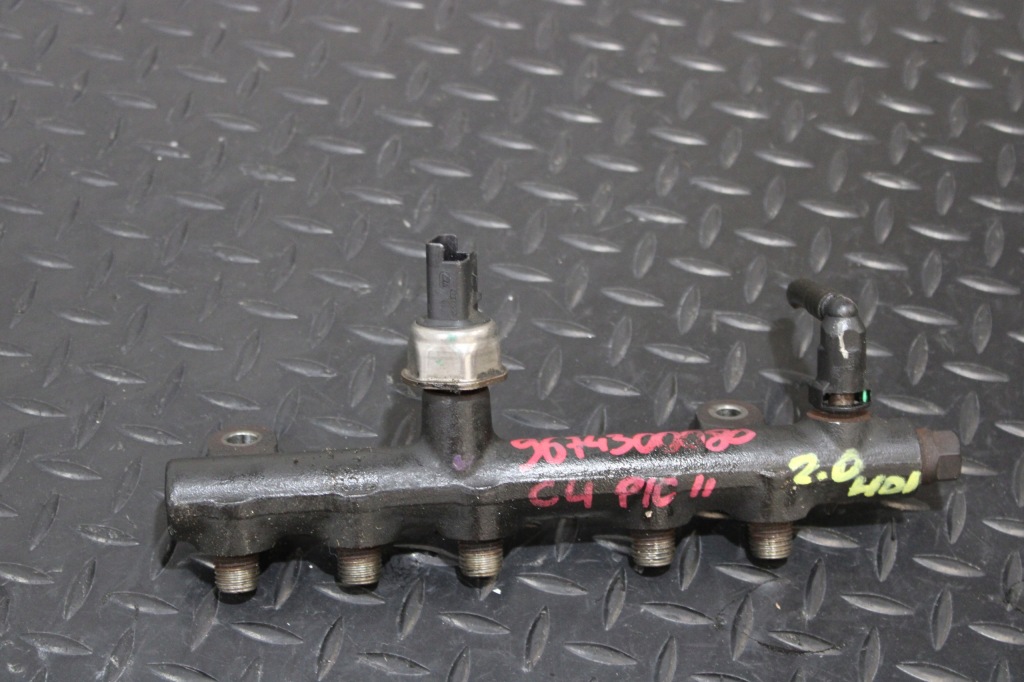 фото №1, Молдинг впрыскная citroen c4 spacetourer lift 9674300080