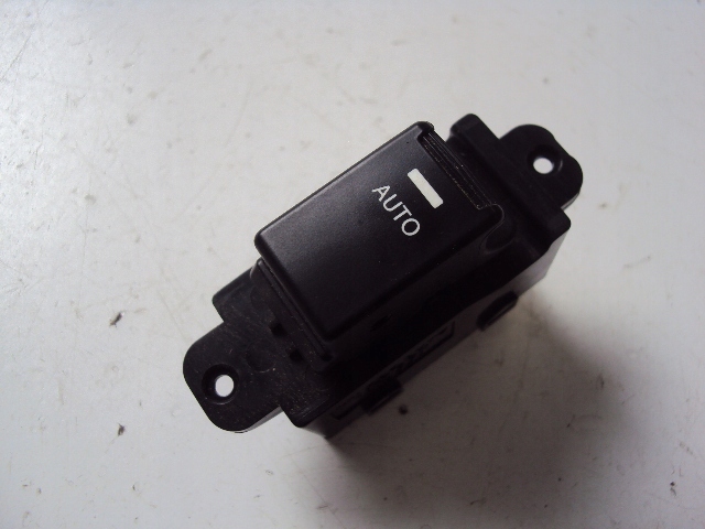 фото №1, Панель стекло задняя kia sorento ii 09-