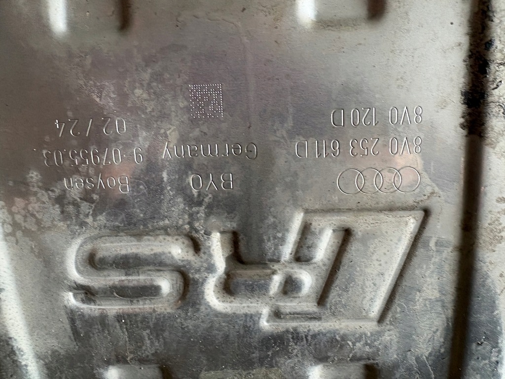 фото №11, Cupra formentor гасник вихлоп vz5 2.5 tsi 8v0253211 8v0253611d