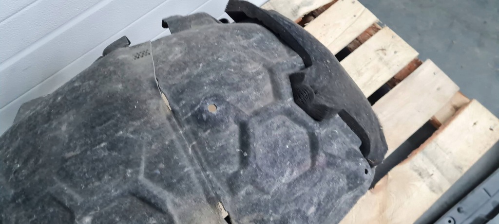 фото №7, Sq8 4m q8 подкрылок левая левый задняя материал 24r 4m8810171j