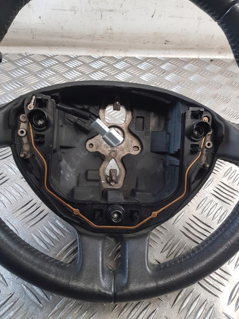 фото №3, Воздуховод 8200344077 renault clio iii 06r-