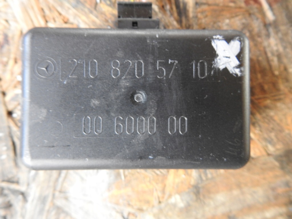 фото №1, Mercedes w220 датчик дождя 2108205710