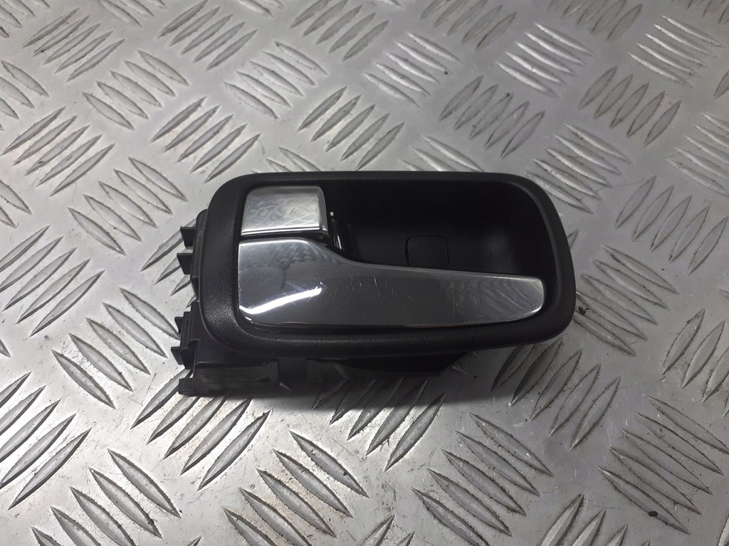 фото №1, Ручка левая внутренняя mitsubishi lancer vii 2.0