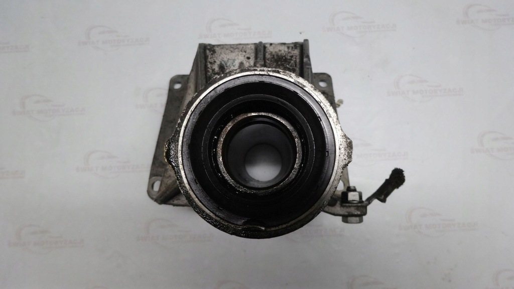 фото №5, Bmw x3 e83 2.0 d 08r. 150km 7516067 кронштейн опора полуось