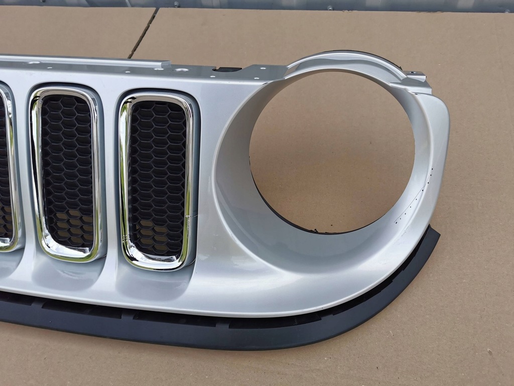 фото №6, Jeep renegade 14-18 решётка радиатора решётка радиатора бампера передний перед 735587827