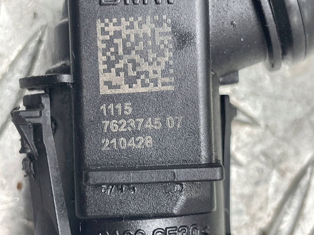 фото №6, Bmw оригінальний номер 7623745 2' g42 шланг wąż труба вентиляційна