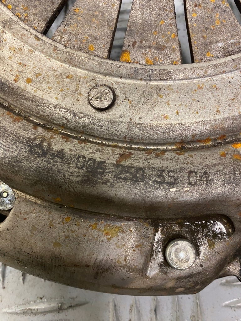 Сцепление колесо двухмассовый диск прижим mercedes w124 2.0b 0062503504 Цена