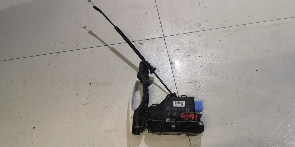 фото №1, Skoda octavia ii замок двері правий перед комплект