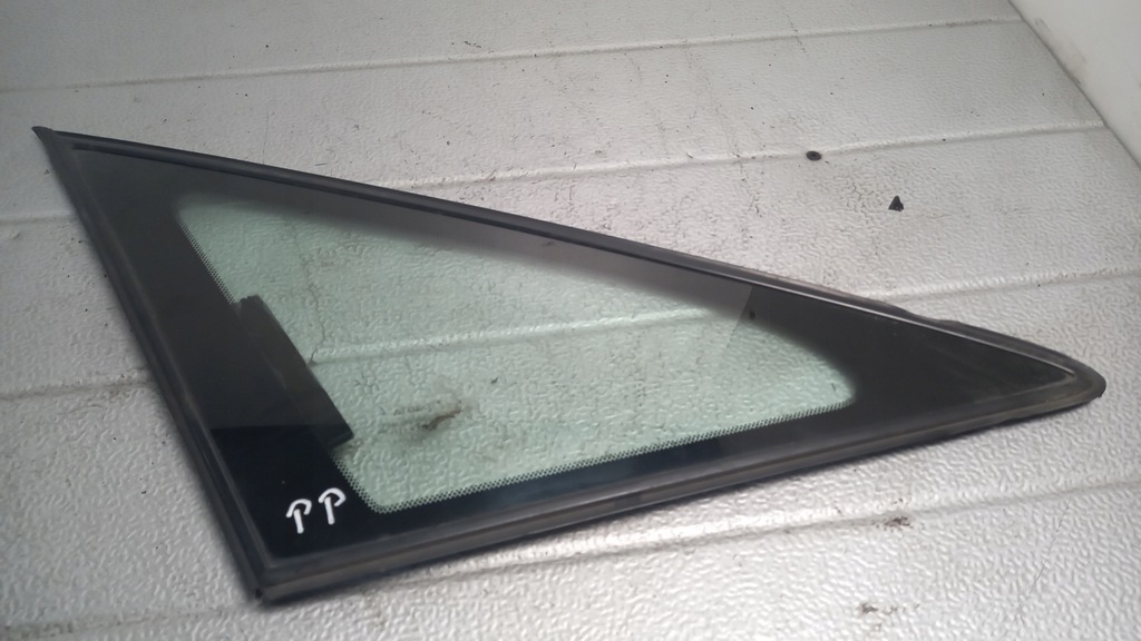 фото №1, Стекло правая перед треугольник toyota previa 01r