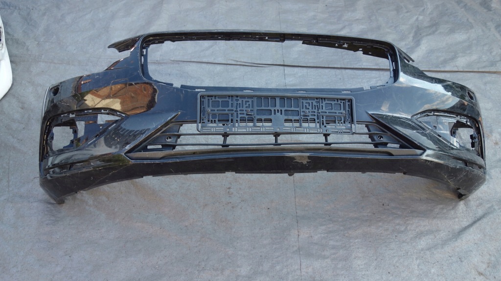 фото №1, Volvo v60 ii 18- бампер передний перед