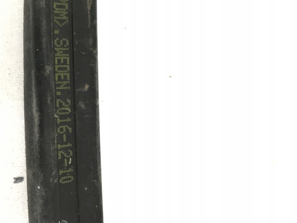 фото №8, Прокладка наружной накладки порога volvo s90 v90 2017- оригинальный номер 31386151