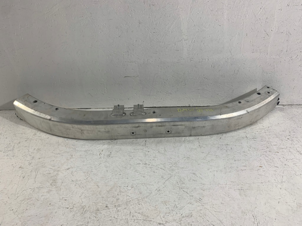 фото №1, Балка pod бампер задняя задняя bmw i8