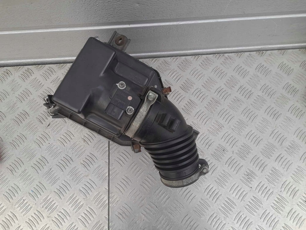 фото №9, Honda hrv ii 15- фильтр воздуха корпус 1.6 d резонатор