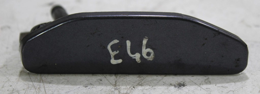 фото №1, Заглушка распылителя фара правая bmw e46 8256180