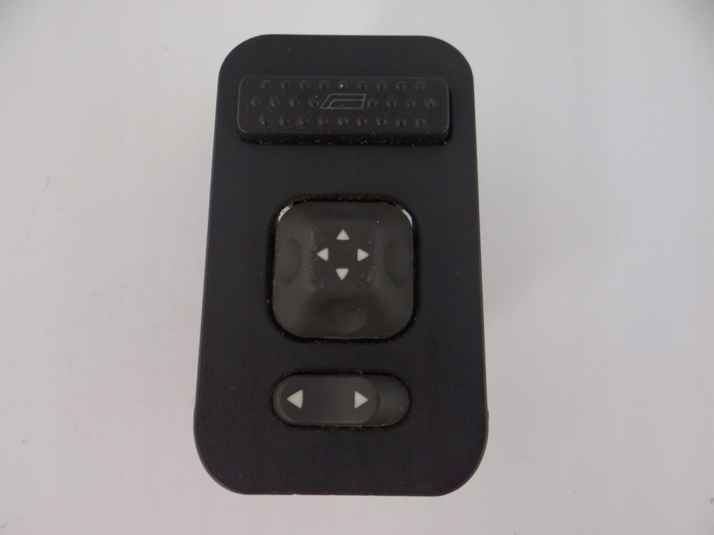 фото №1, Выключатель регулировки зеркал 153048000