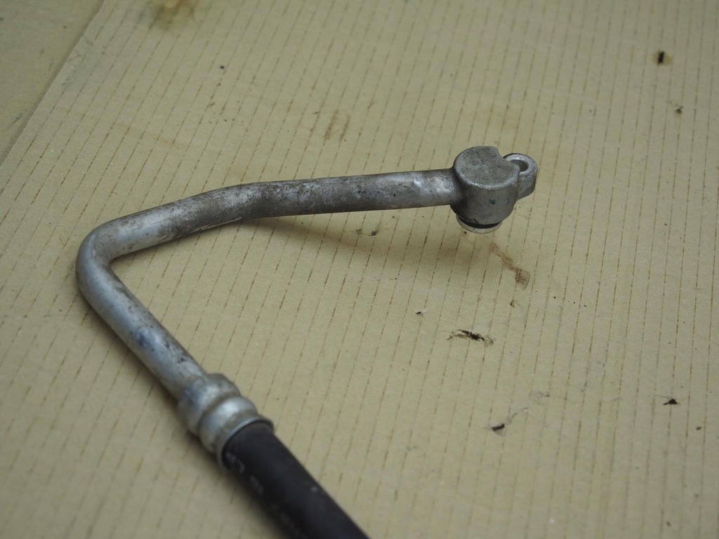 фото №3, Шланг кондиционера legacy outback 3.0 h6 03-09