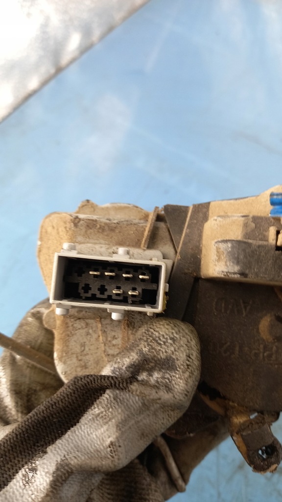 фото №4, Замок правый перед peugeot partner 1.9td 99r