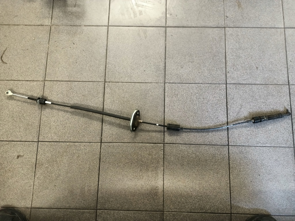 фото №1, Hyundai tucson iii - трос переключения передач оригинал