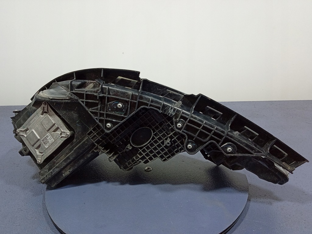 фото №7, Chrysler pacifica ii 16-20 фара правый противотуманная фара led 68228946ae